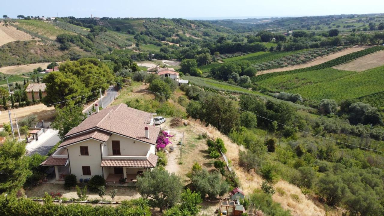 La Casa Di Stefania Apartment Pollutri ภายนอก รูปภาพ