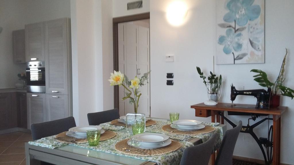 La Casa Di Stefania Apartment Pollutri ภายนอก รูปภาพ