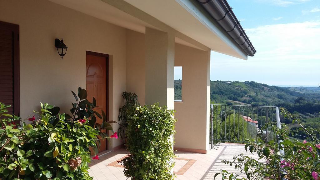 La Casa Di Stefania Apartment Pollutri ภายนอก รูปภาพ