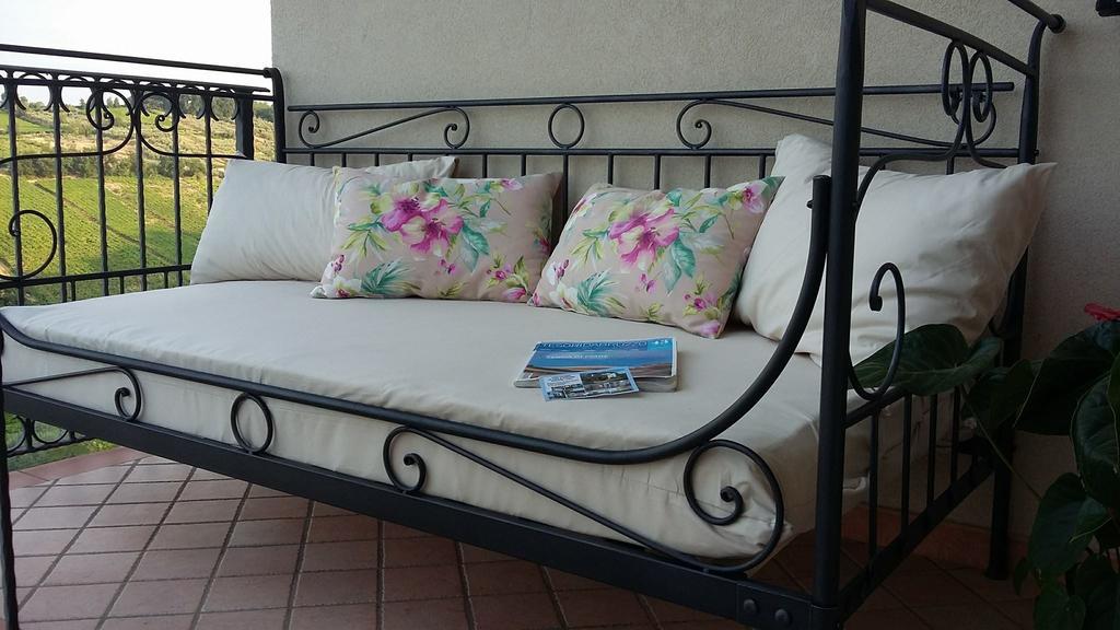 La Casa Di Stefania Apartment Pollutri ภายนอก รูปภาพ